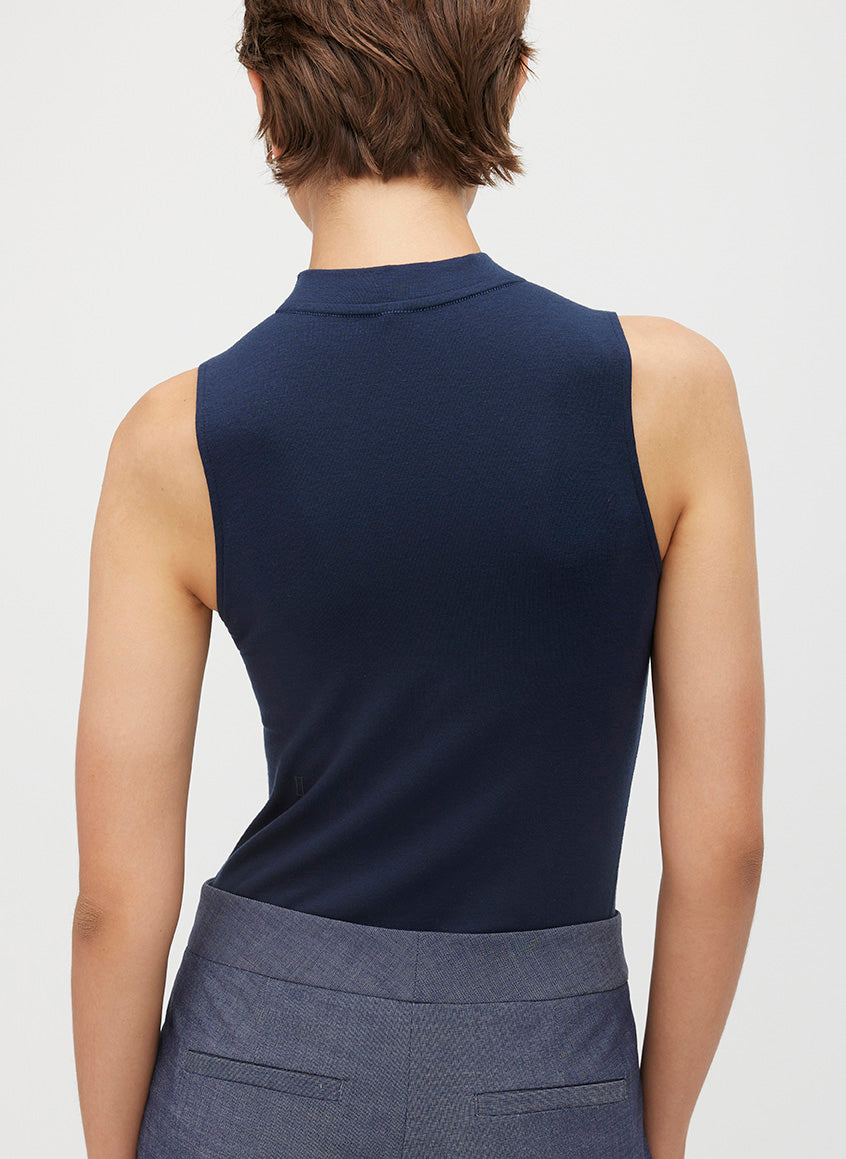 Evolve Sleeveless Turtleneck ?? | S || Dark Navy