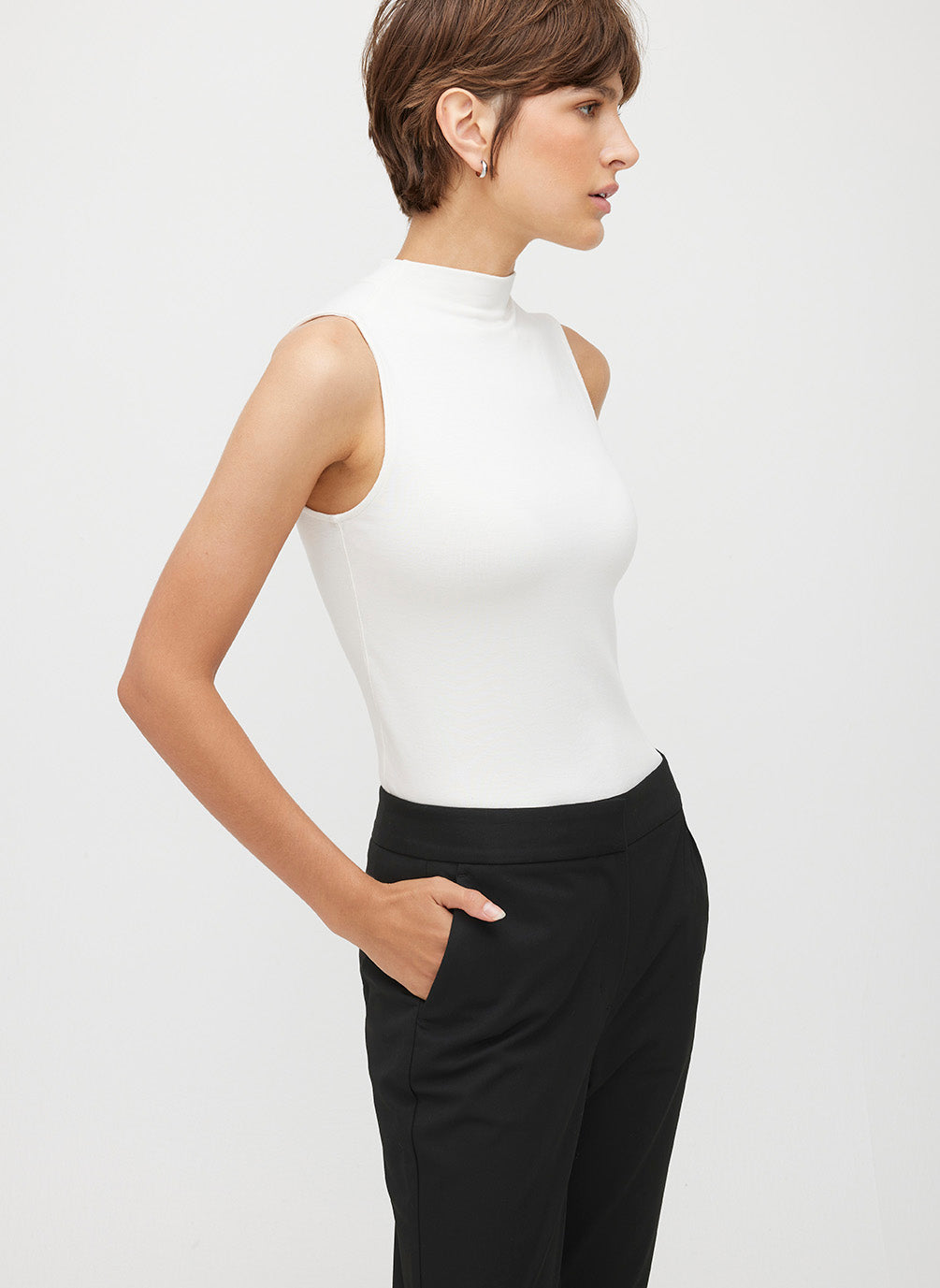 Evolve Sleeveless Turtleneck