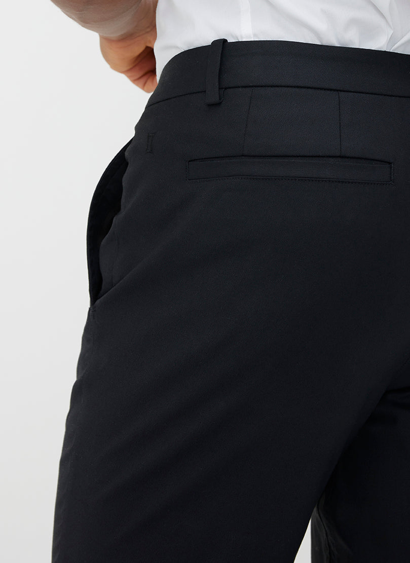 Essential Pants ?? Model:: Adam | 32 || Black